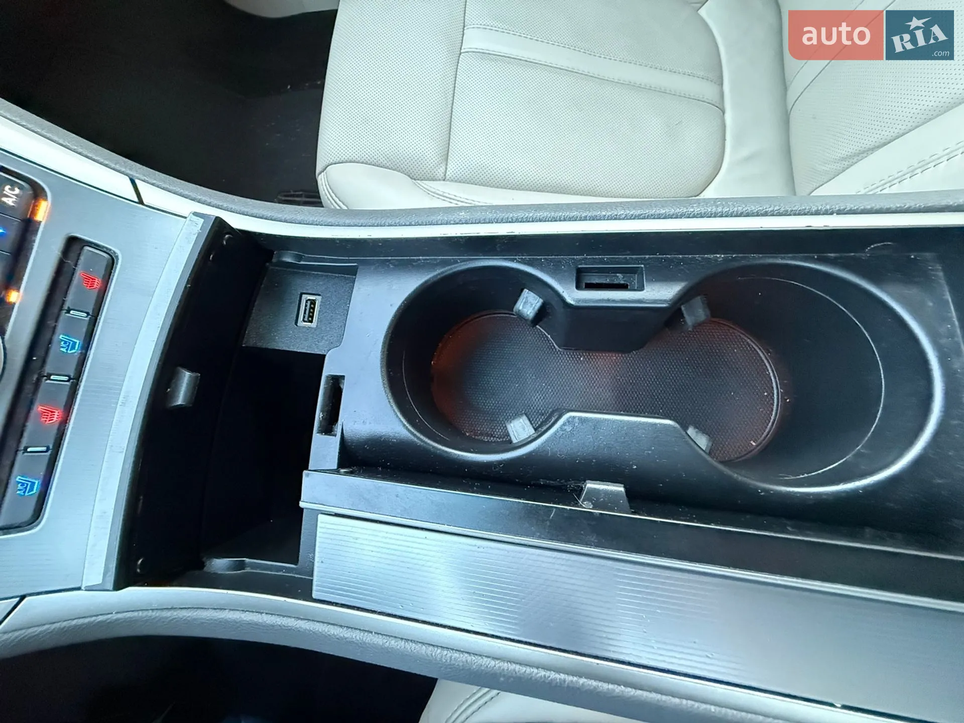 2016 Lincoln MKZ - мініатюра 13