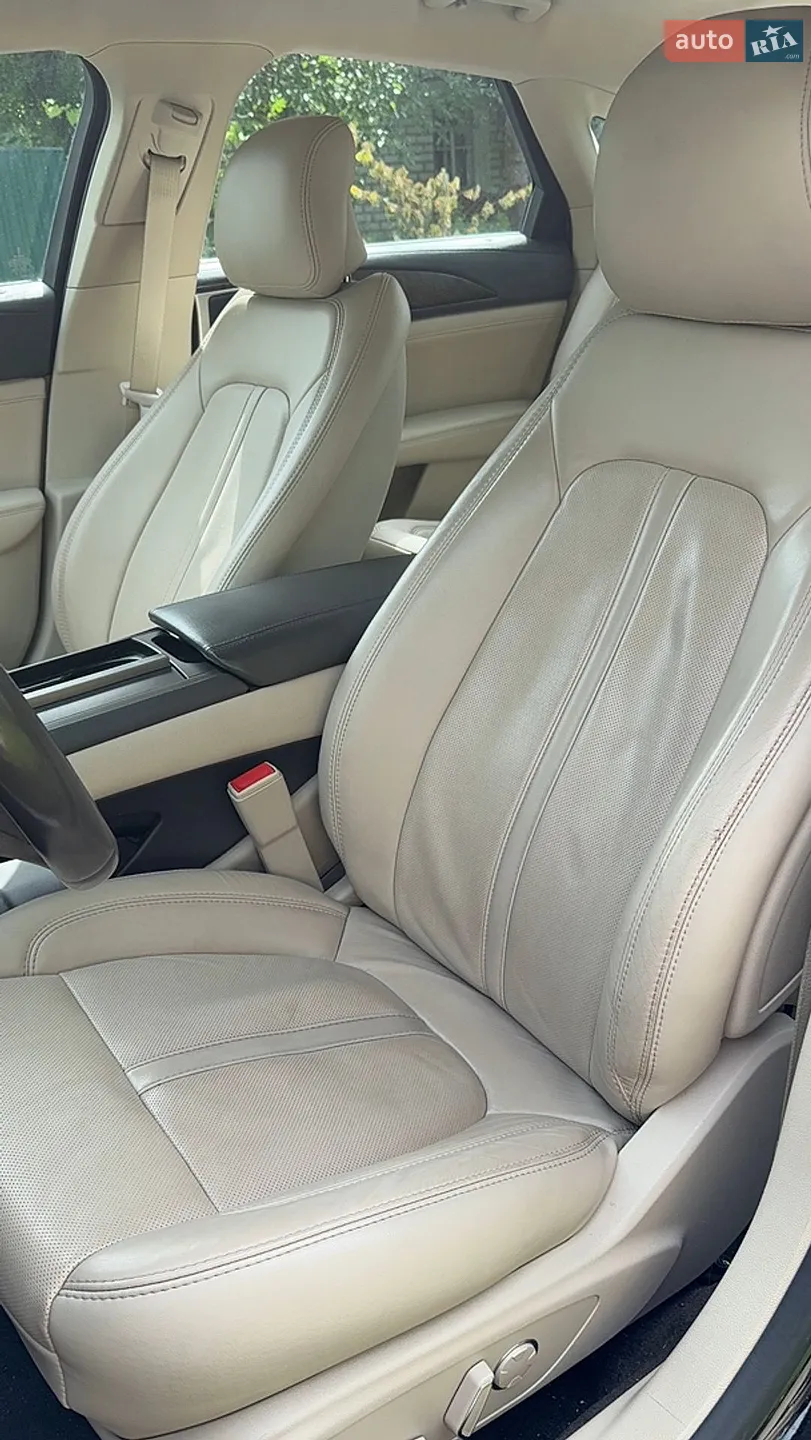 2016 Lincoln MKZ - мініатюра 17