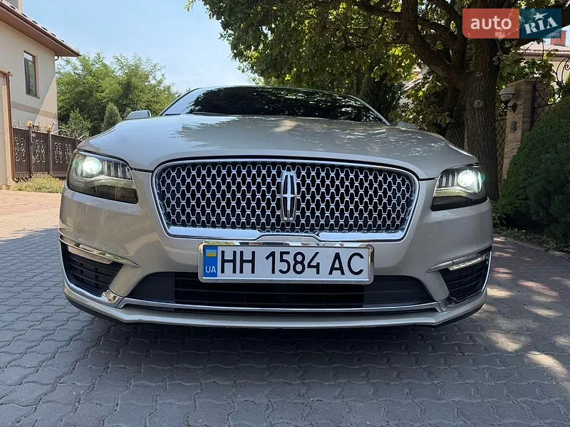Lincoln MKZ
