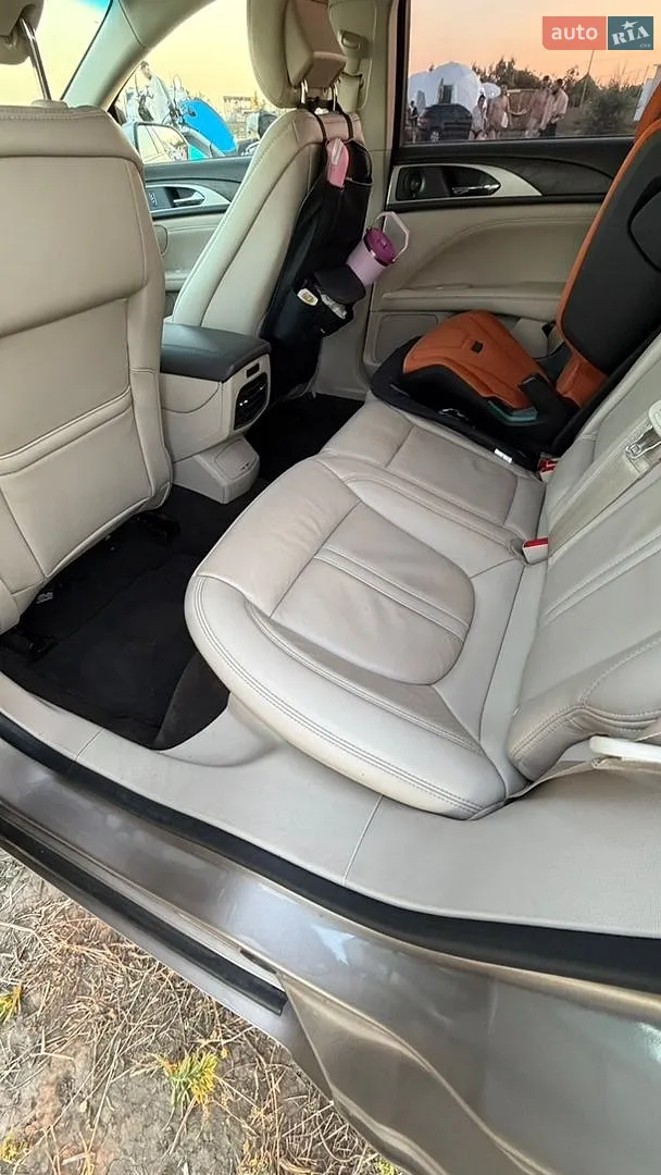 2018 Lincoln MKZ - мініатюра 18