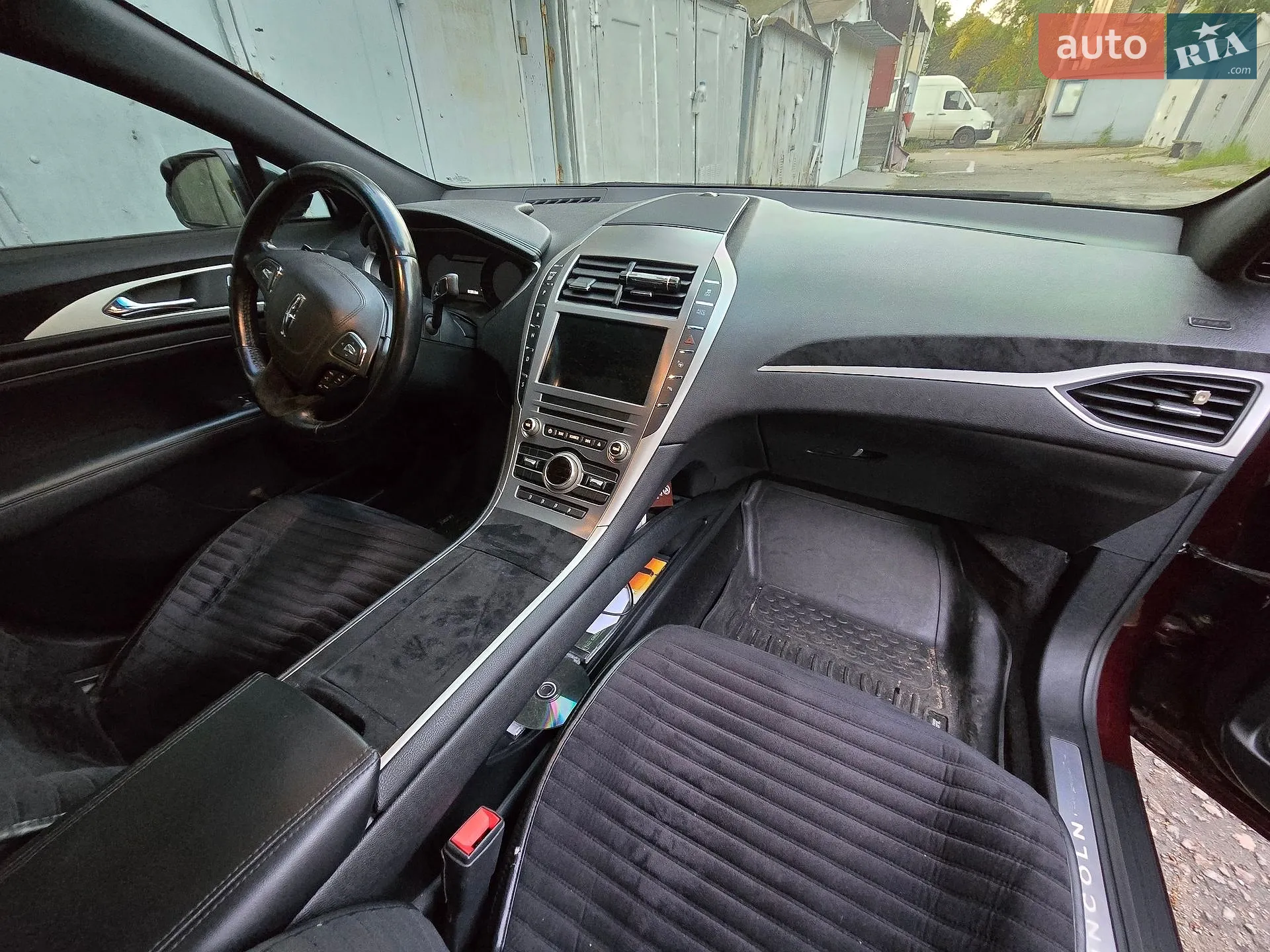 Lincoln MKZ 2016 VIN 3LN6L5FCXHR636061 фото оголошення 13 з 39