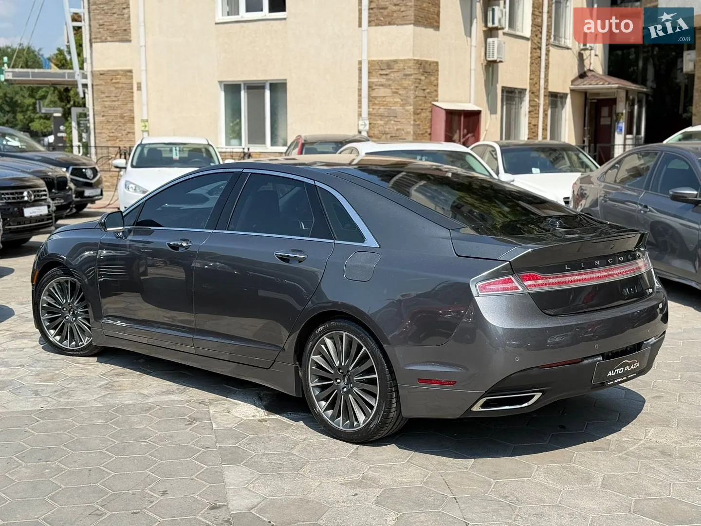 2014 Lincoln MKZ - мініатюра 14