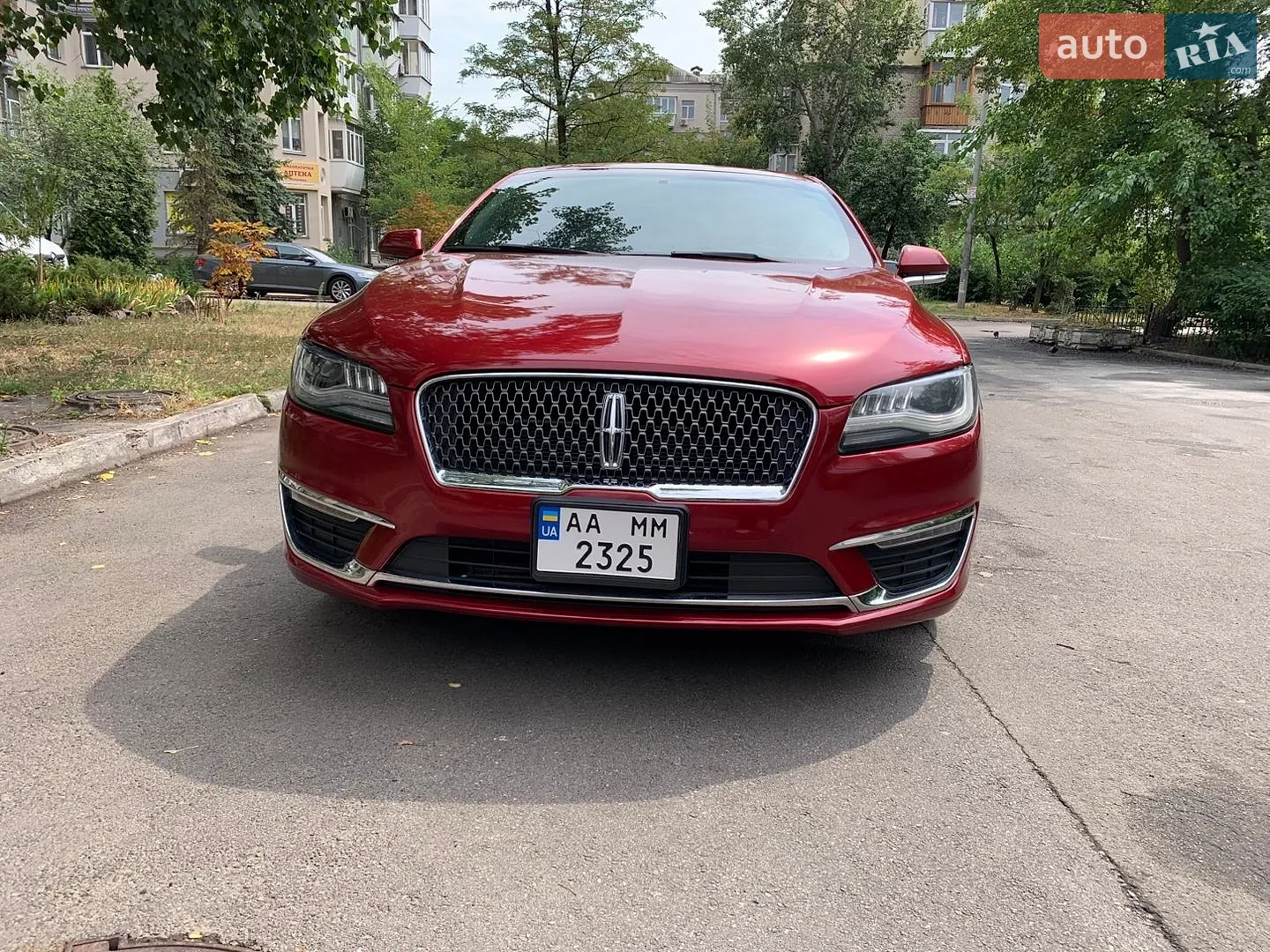 2017 Lincoln MKZ - мініатюра 2