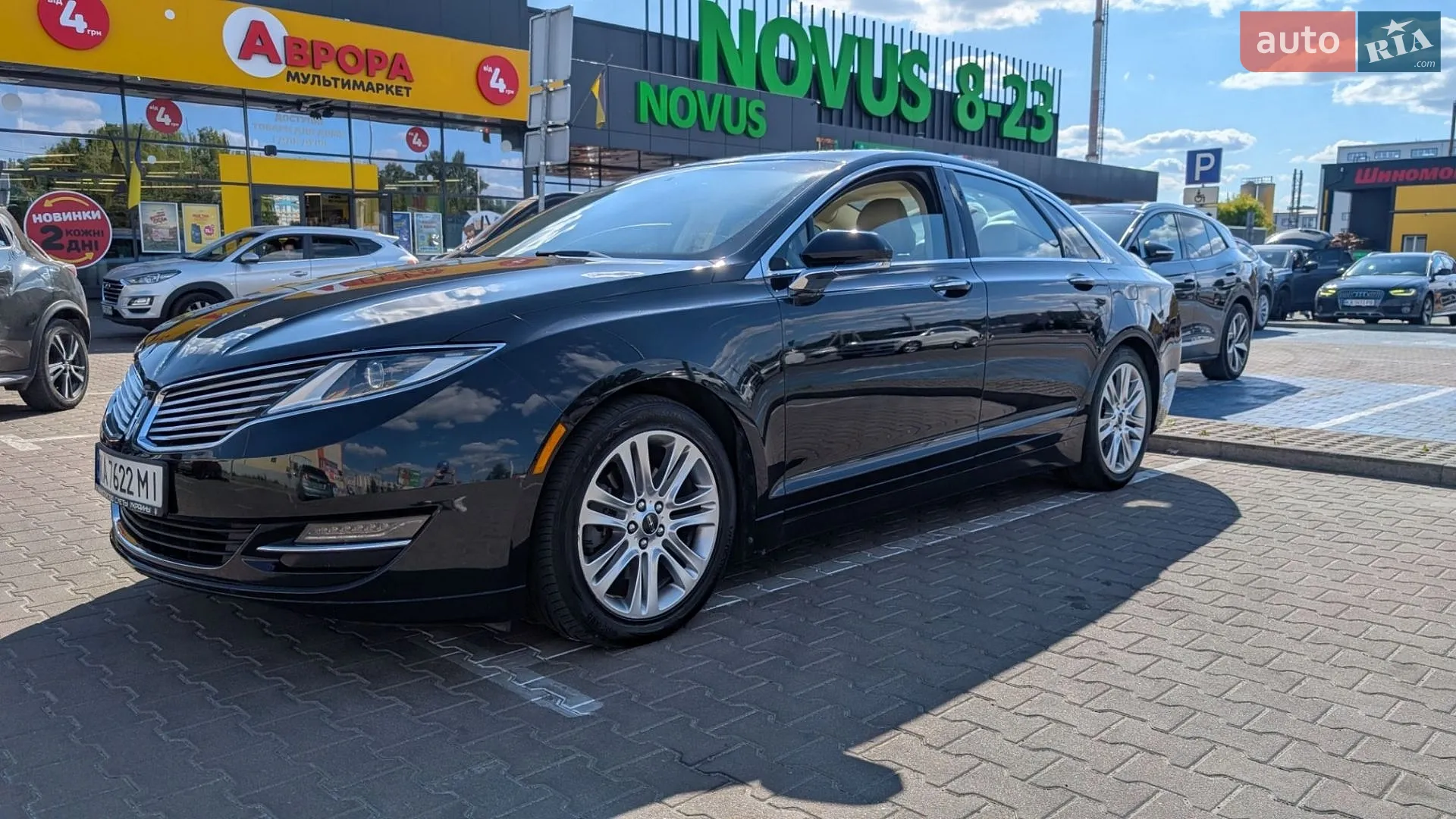 2014 Lincoln MKZ - мініатюра 3