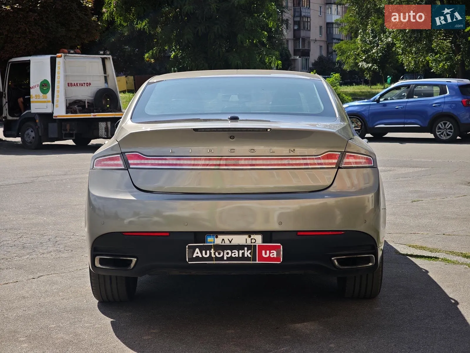 2015 Lincoln MKZ - мініатюра 11