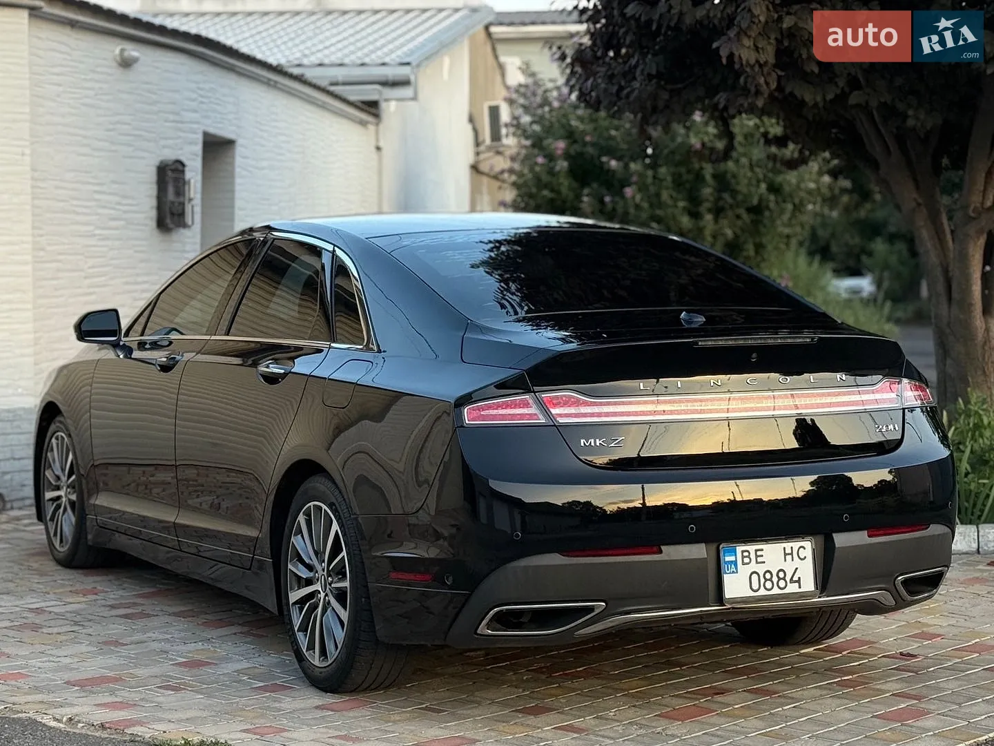 2016 Lincoln MKZ - мініатюра 4