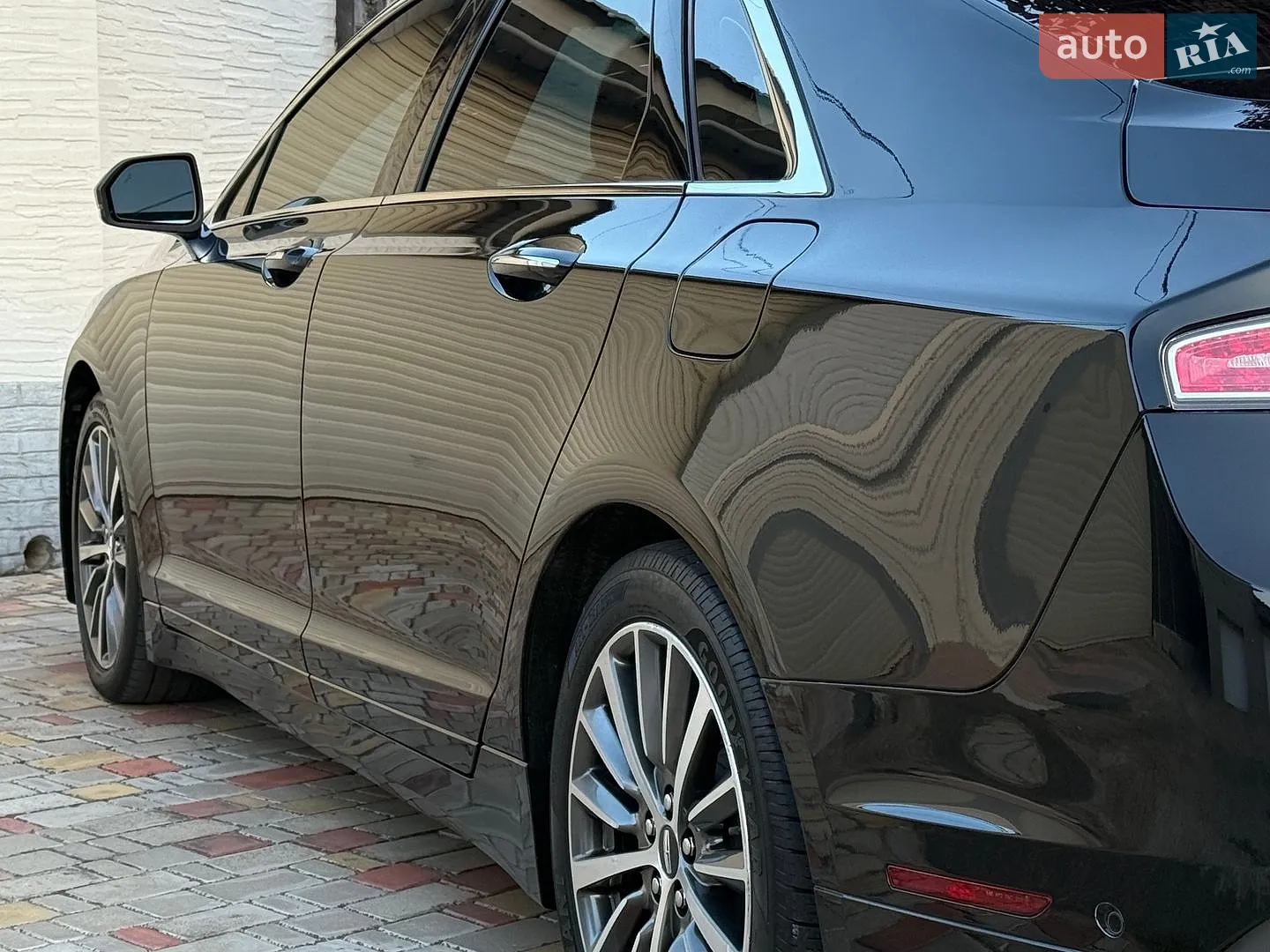 2016 Lincoln MKZ - мініатюра 9