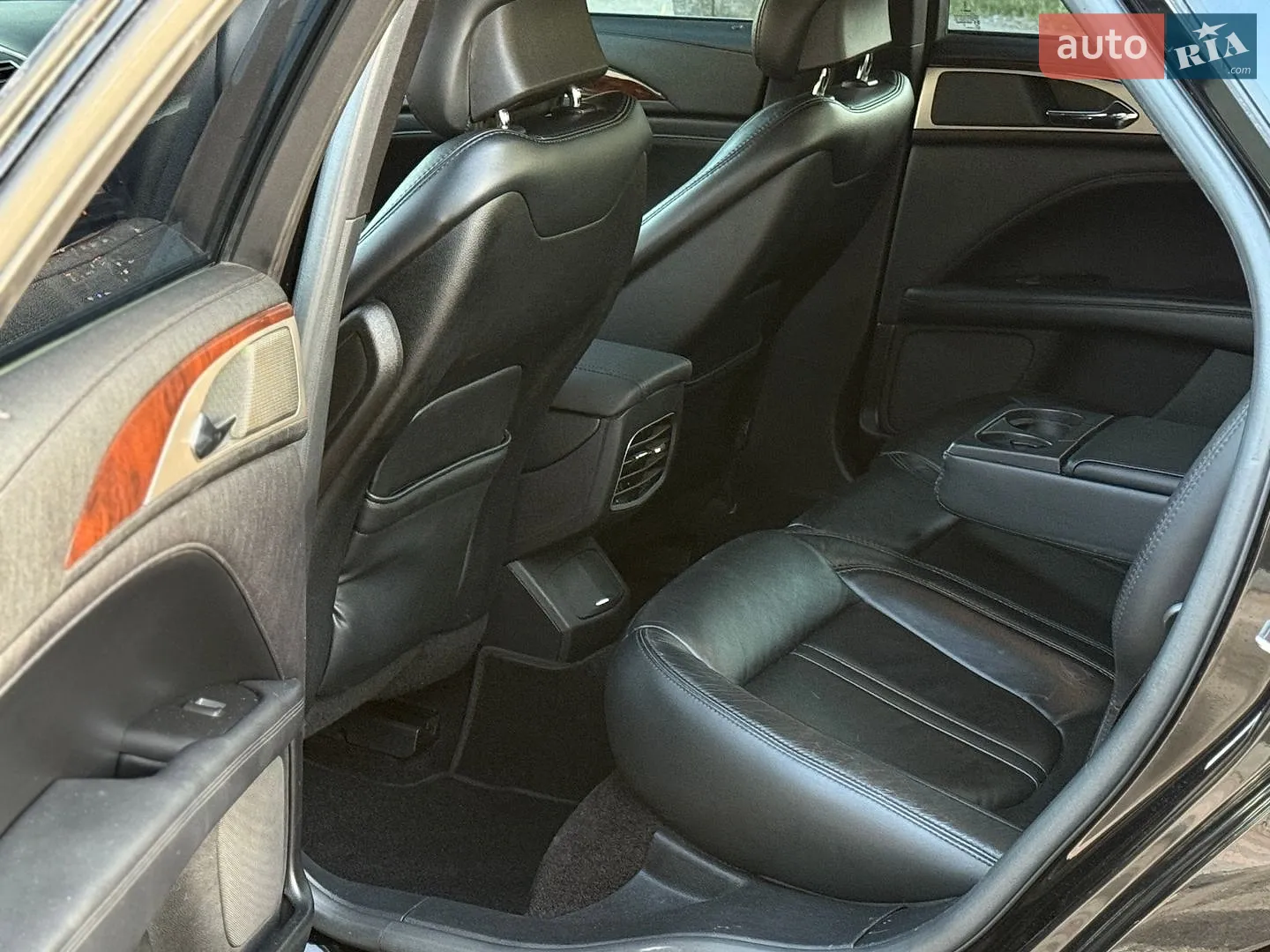2016 Lincoln MKZ - мініатюра 16