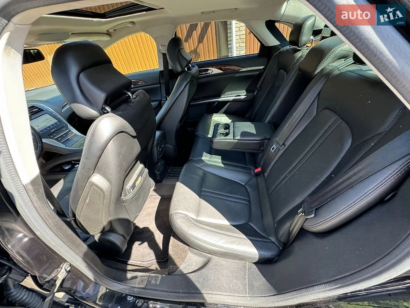 2015 Lincoln MKZ - мініатюра 13