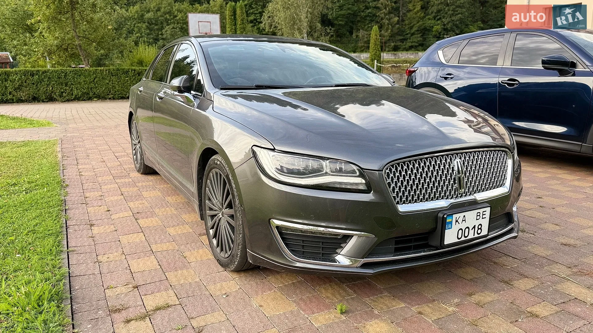 2016 Lincoln MKZ - мініатюра 2