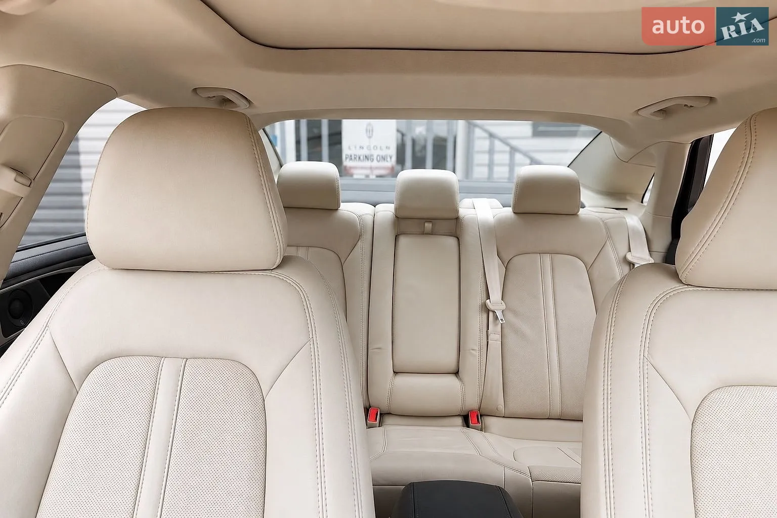 2018 Lincoln MKZ - мініатюра 19