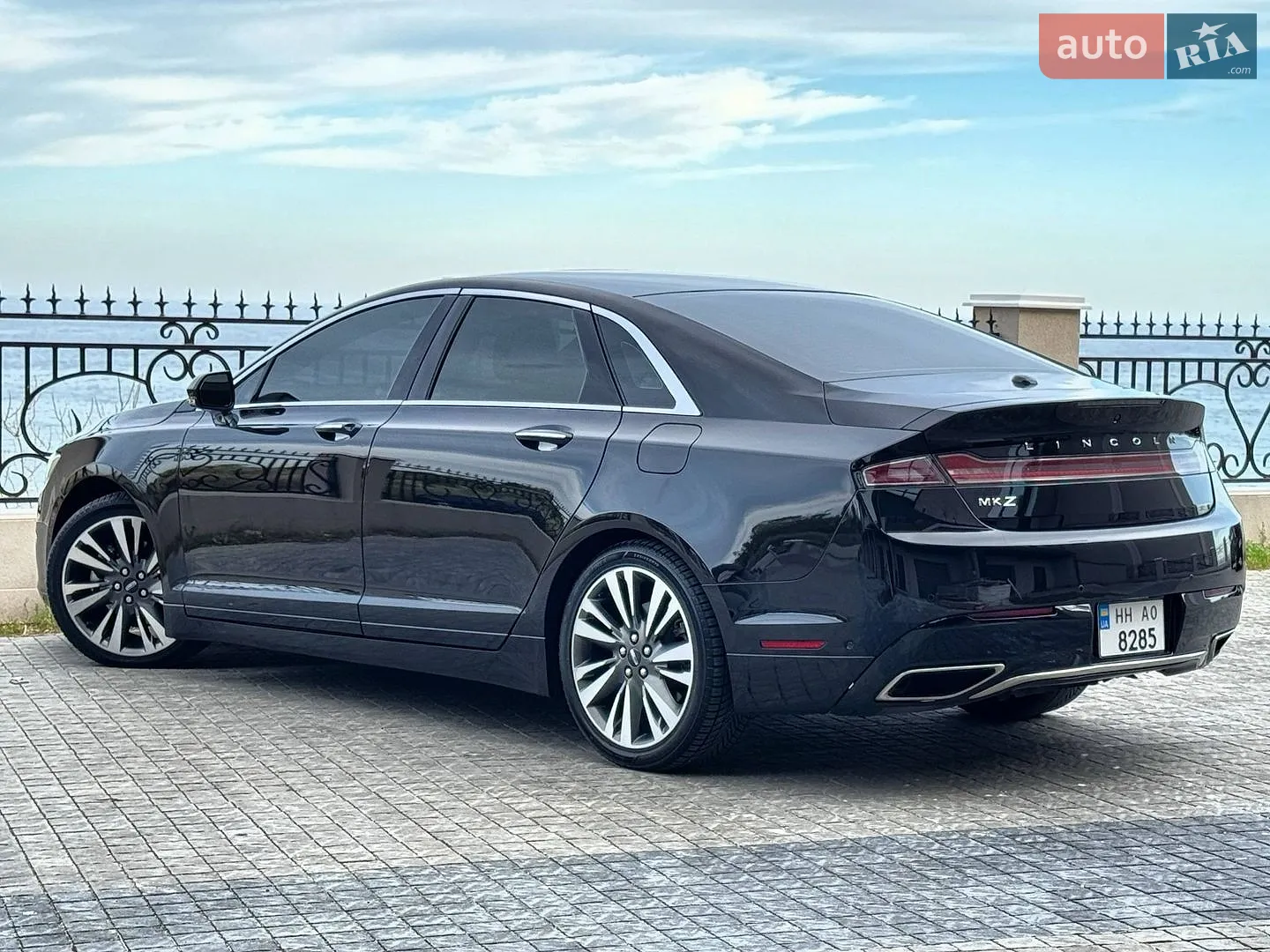 2020 Lincoln MKZ - мініатюра 9