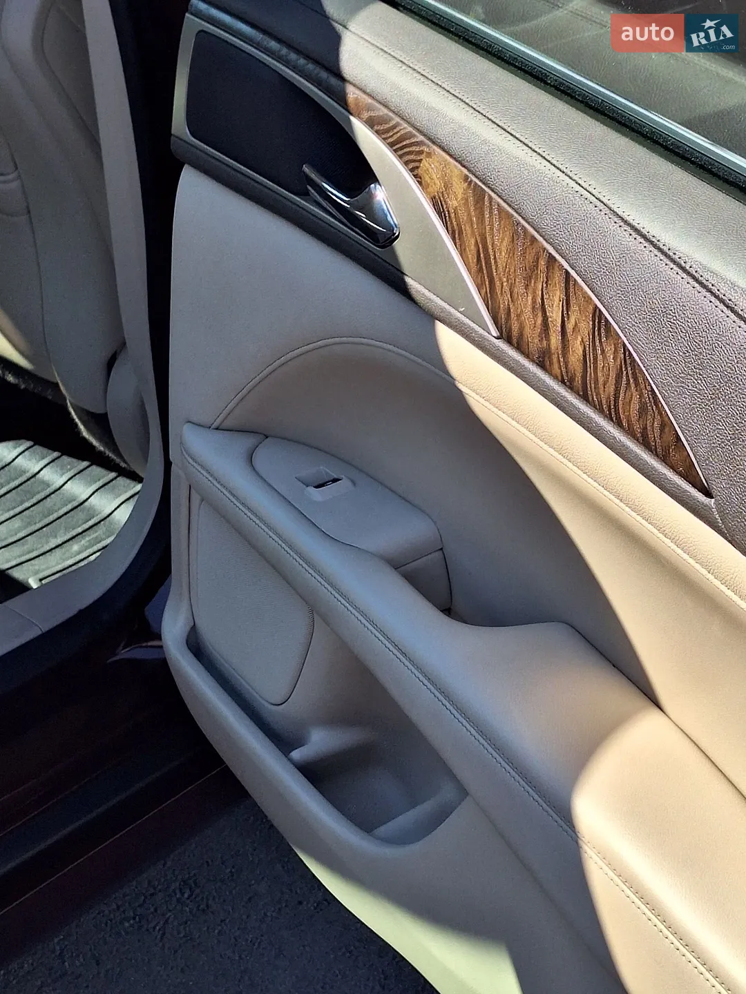 2016 Lincoln MKZ - мініатюра 20