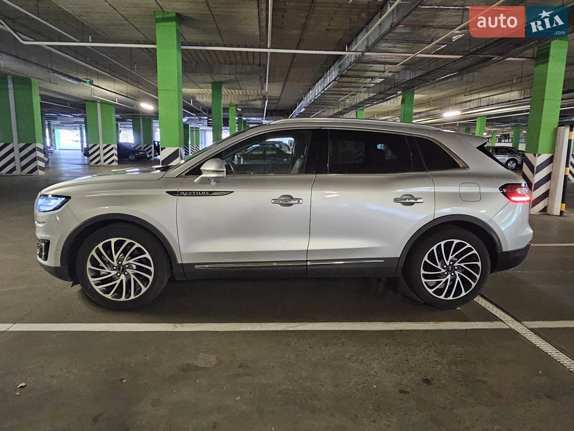 2019 Lincoln Nautilus - фото 1