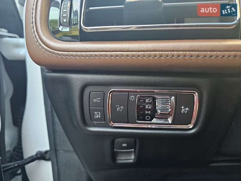 Внедорожник / Кроссовер Lincoln Nautilus 2022 в Львове фото 17 Внедорожник / Кроссовер Lincoln Nautilus 2022 в Львове