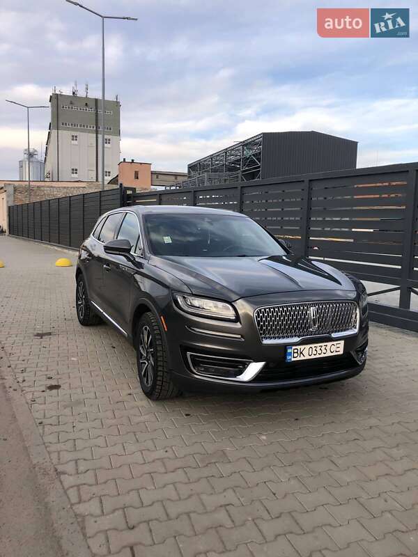 Внедорожник / Кроссовер Lincoln Nautilus 2019 в 