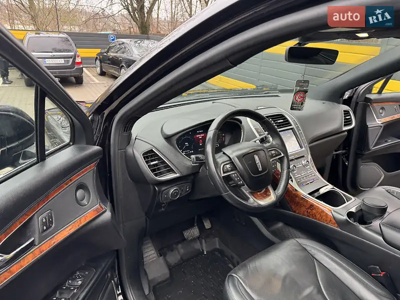Lincoln Nautilus 2020 VIN 2LMPJ8K97LBL21851 фото оголошення 21 з 66