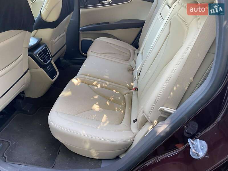 Внедорожник / Кроссовер Lincoln Nautilus 2019 в Запорожье фото 11 Внедорожник / Кроссовер Lincoln Nautilus 2019 в Запорожье