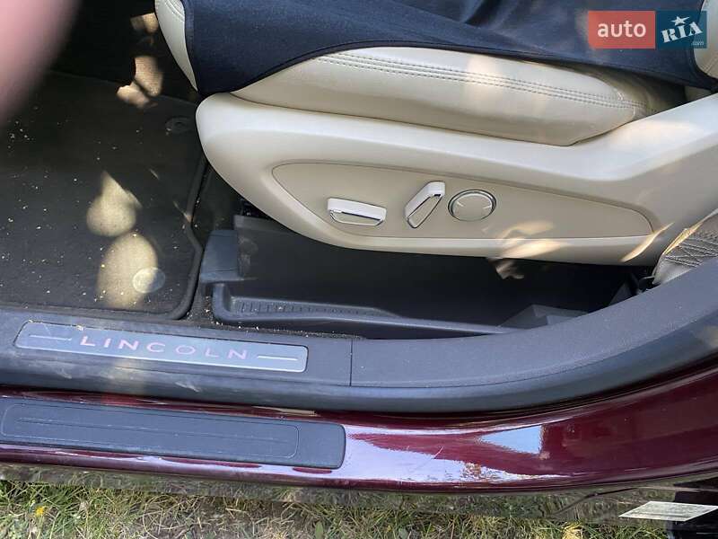 Внедорожник / Кроссовер Lincoln Nautilus 2019 в Запорожье фото 12 Внедорожник / Кроссовер Lincoln Nautilus 2019 в Запорожье