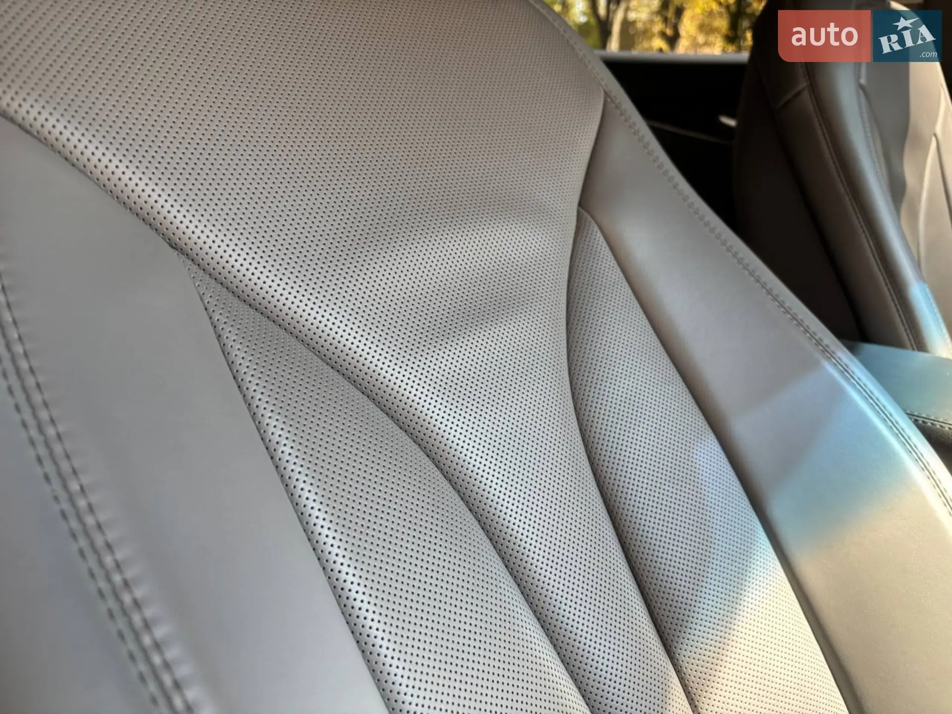 2019 Lincoln Nautilus - мініатюра 14