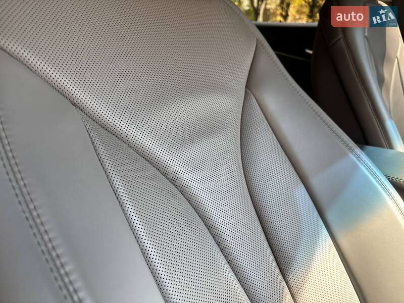 Позашляховик / Кросовер Lincoln Nautilus 2019 в Києві