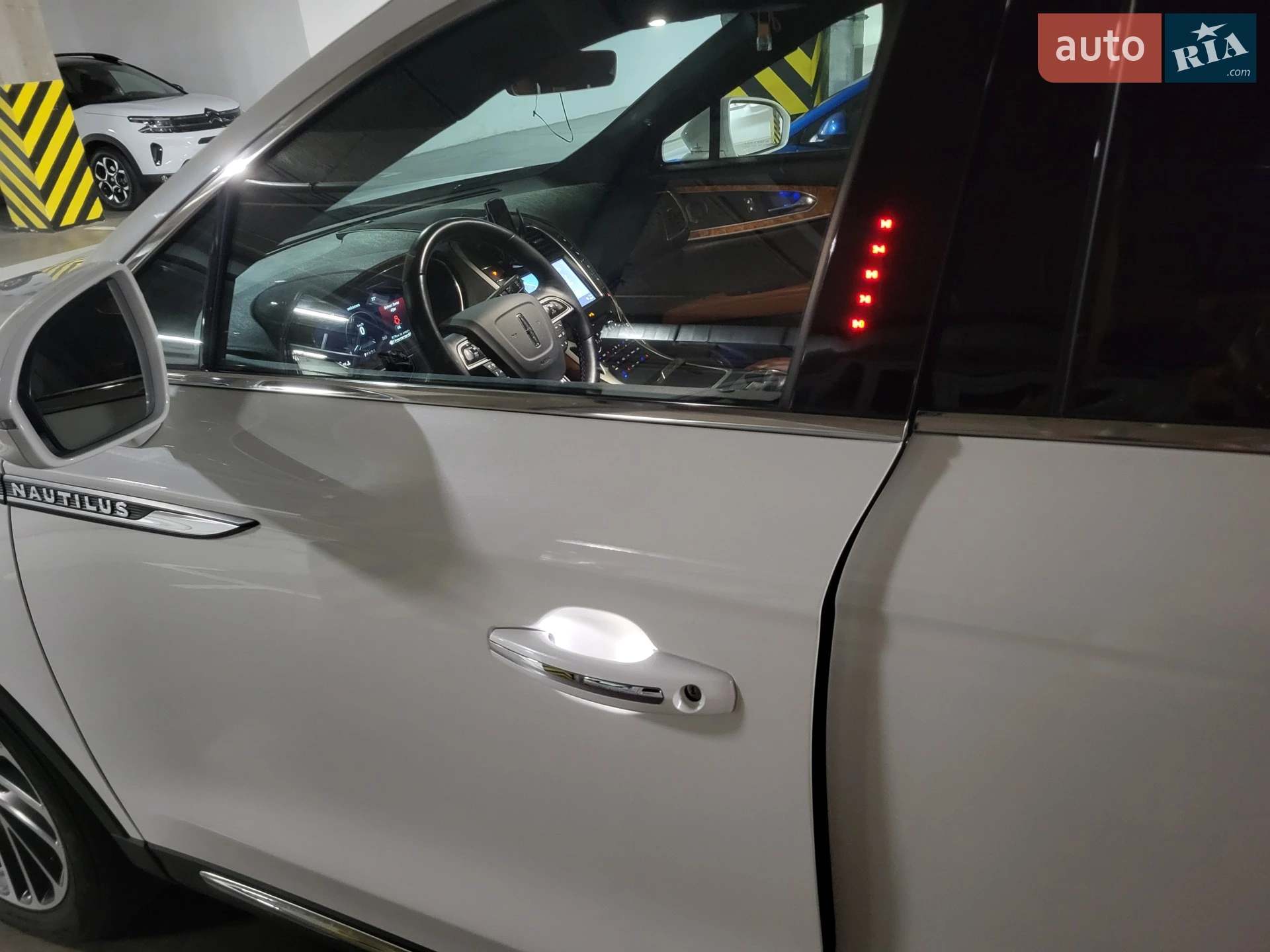 2019 Lincoln Nautilus - мініатюра 50