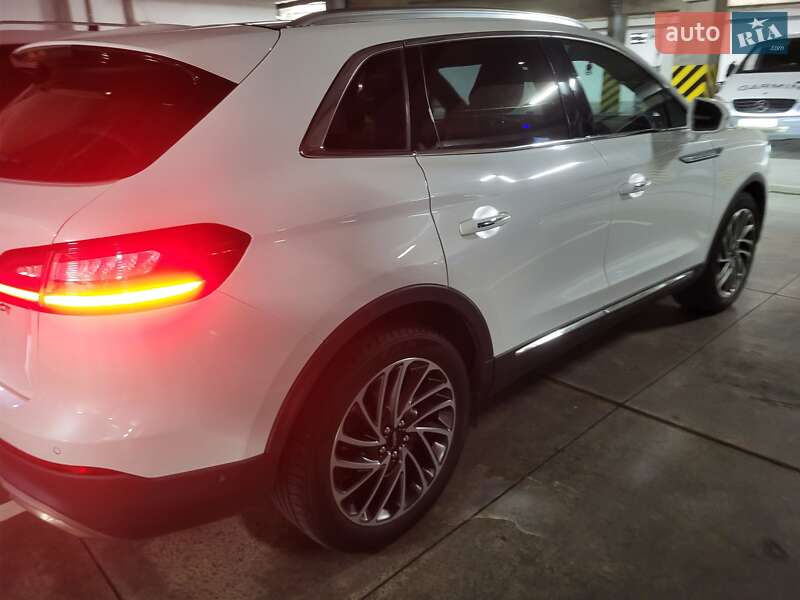 Внедорожник / Кроссовер Lincoln Nautilus 2019 в Киеве