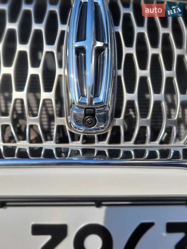 Внедорожник / Кроссовер Lincoln Nautilus 2019 в Киеве