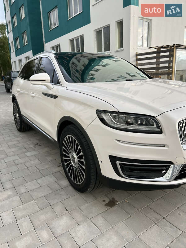Внедорожник / Кроссовер Lincoln Nautilus 2018 в Вараше