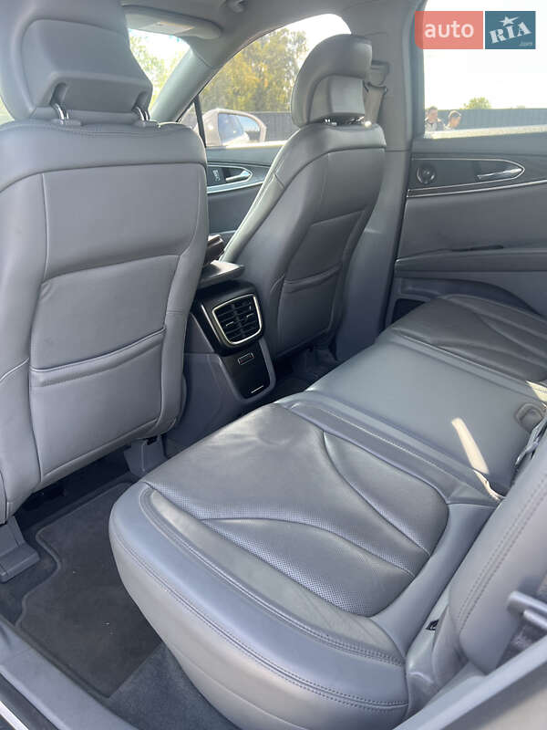 Внедорожник / Кроссовер Lincoln Nautilus 2018 в Киеве