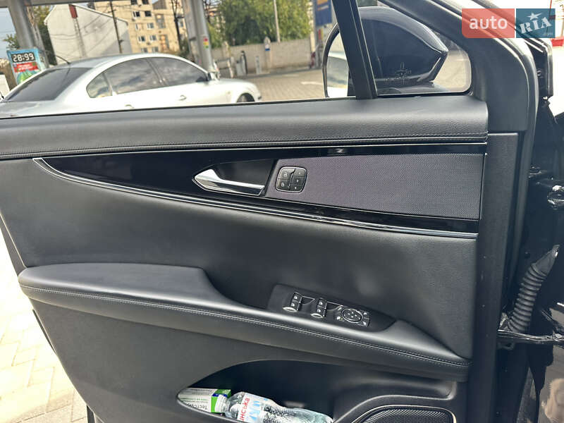 Позашляховик / Кросовер Lincoln Nautilus 2022 в Миколаєві фото 10 Позашляховик / Кросовер Lincoln Nautilus 2022 в Миколаєві