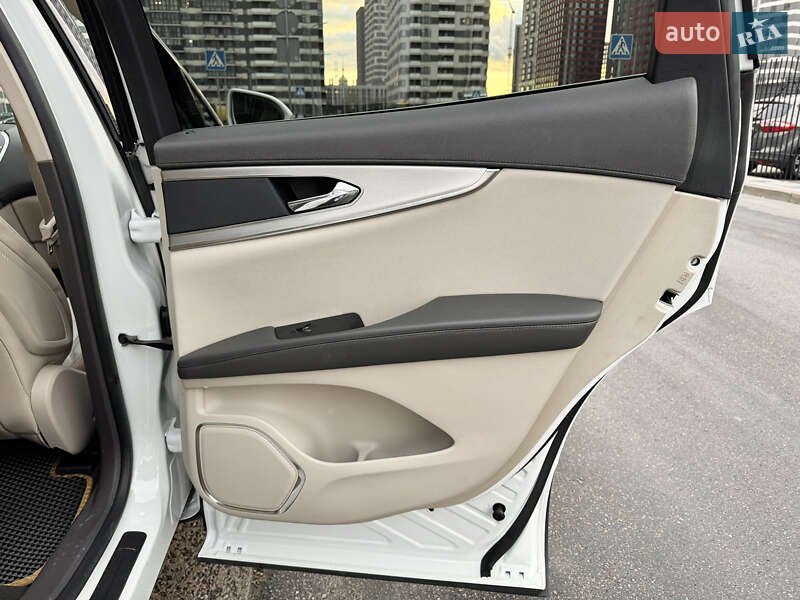 Внедорожник / Кроссовер Lincoln Nautilus 2020 в Киеве фото 32 Внедорожник / Кроссовер Lincoln Nautilus 2020 в Киеве