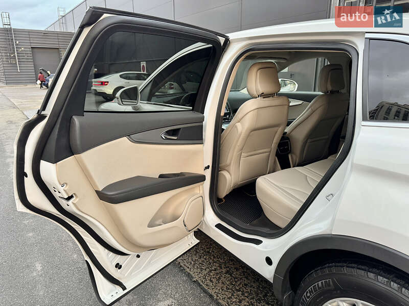 Внедорожник / Кроссовер Lincoln Nautilus 2020 в Киеве фото 45 Внедорожник / Кроссовер Lincoln Nautilus 2020 в Киеве