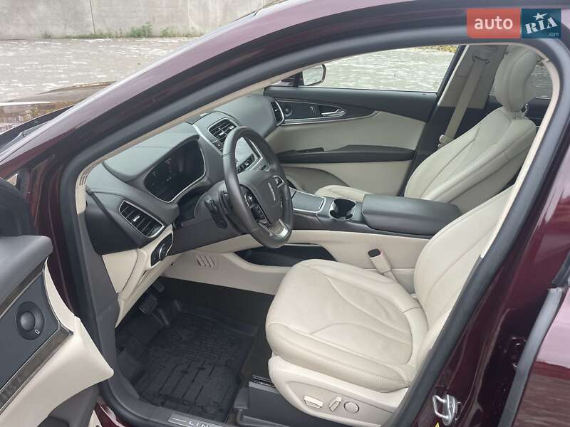 Внедорожник / Кроссовер Lincoln Nautilus 2019 в Черкассах фото 41 Внедорожник / Кроссовер Lincoln Nautilus 2019 в Черкассах
