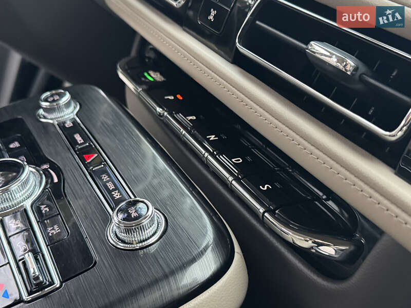 Позашляховик / Кросовер Lincoln Nautilus 2021 в Дніпрі