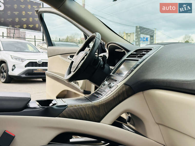 Внедорожник / Кроссовер Lincoln Nautilus 2020 в Харькове фото 27 Внедорожник / Кроссовер Lincoln Nautilus 2020 в Харькове