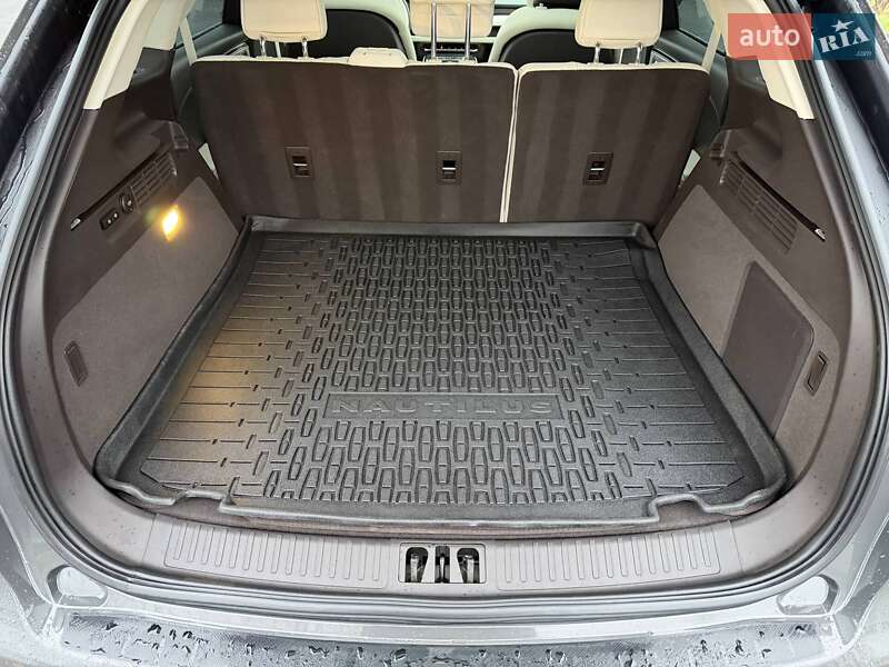 Позашляховик / Кросовер Lincoln Nautilus 2023 в Кривому Розі