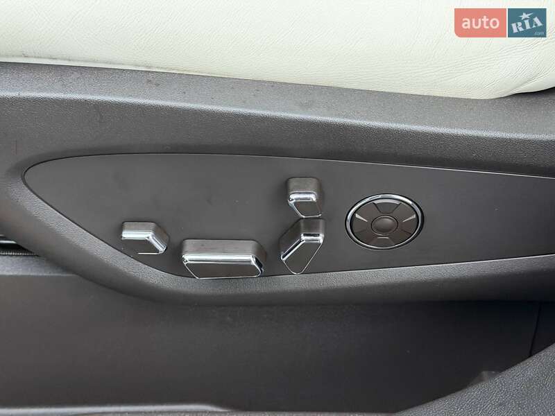 Позашляховик / Кросовер Lincoln Nautilus 2023 в Кривому Розі