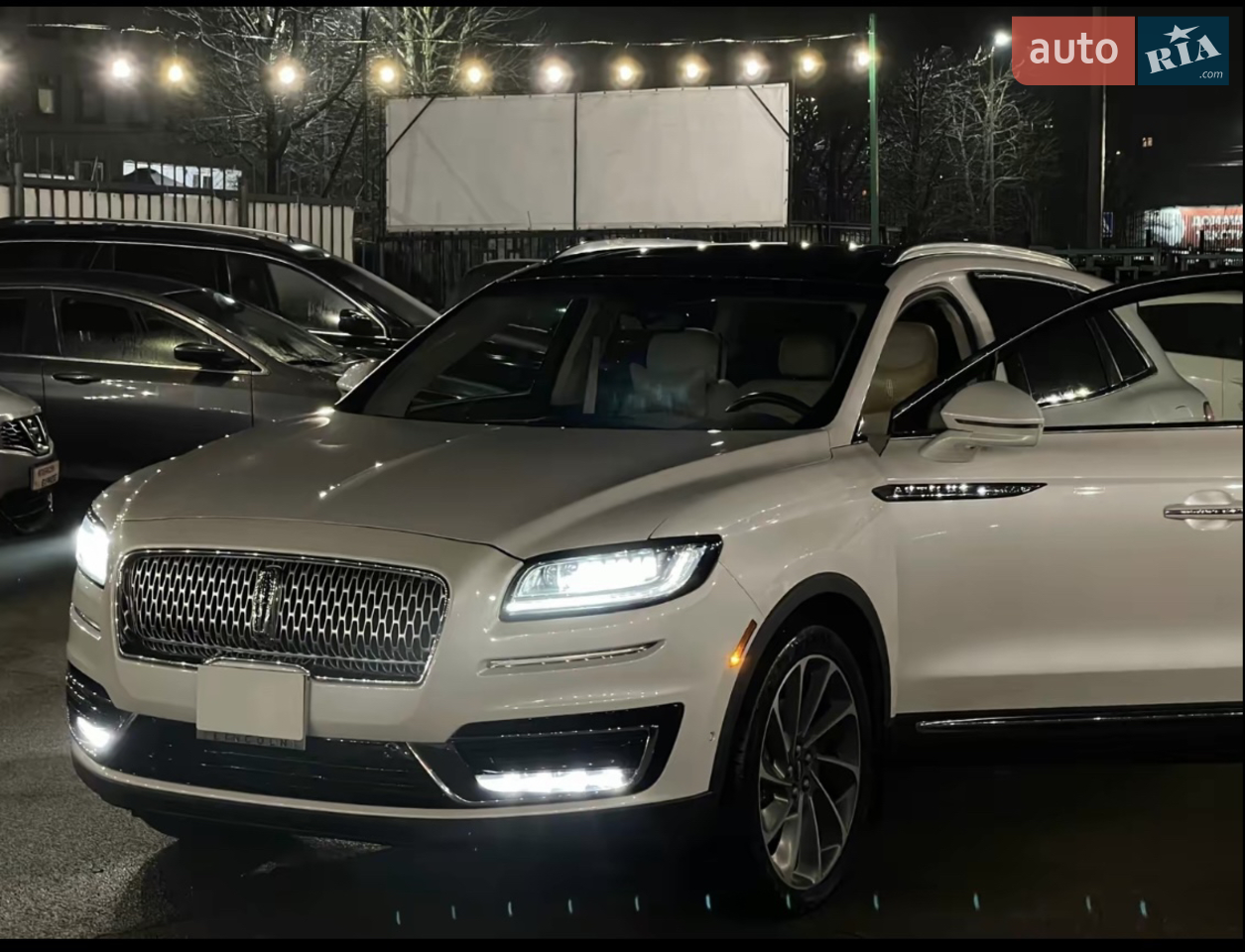 2020 Lincoln Nautilus - мініатюра 12