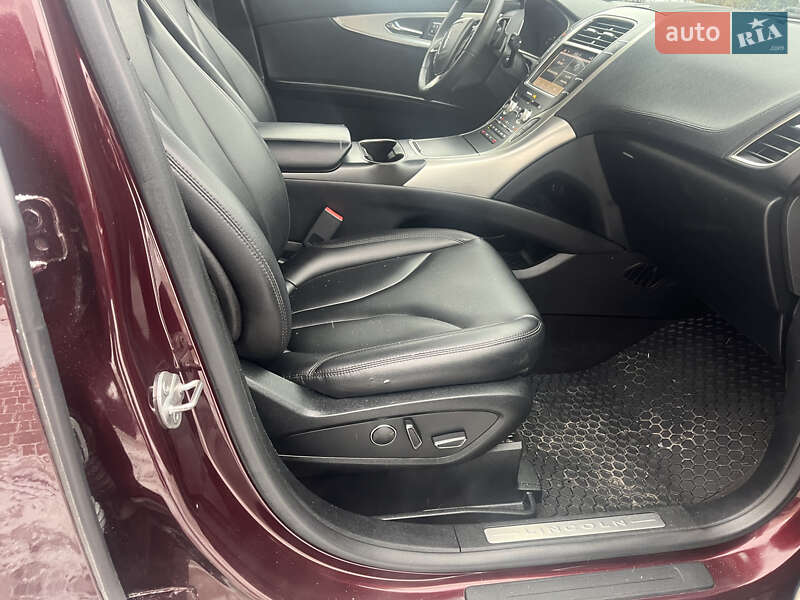 Внедорожник / Кроссовер Lincoln Nautilus 2019 в Ровно