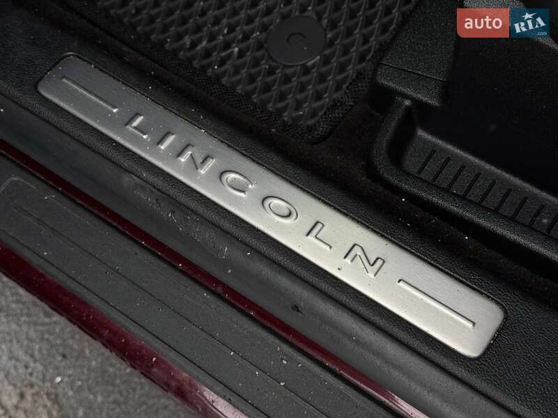 Внедорожник / Кроссовер Lincoln Nautilus 2019 в Ровно