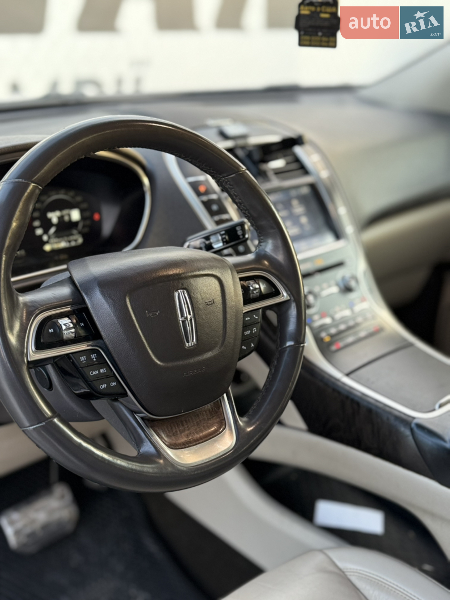2019 Lincoln Nautilus - мініатюра 4