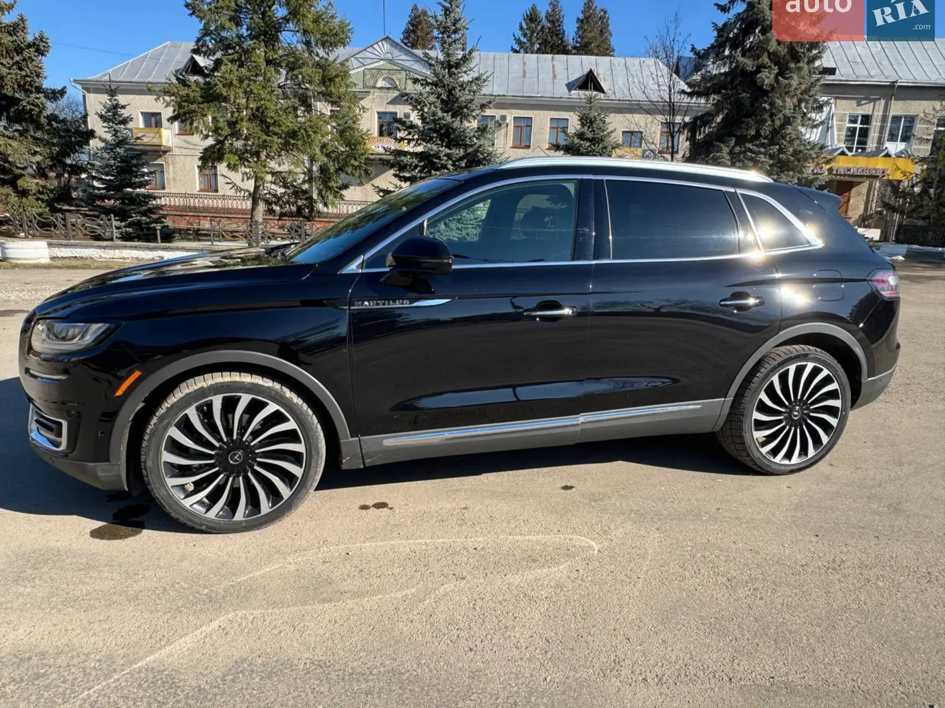 2020 Lincoln Nautilus - мініатюра 2