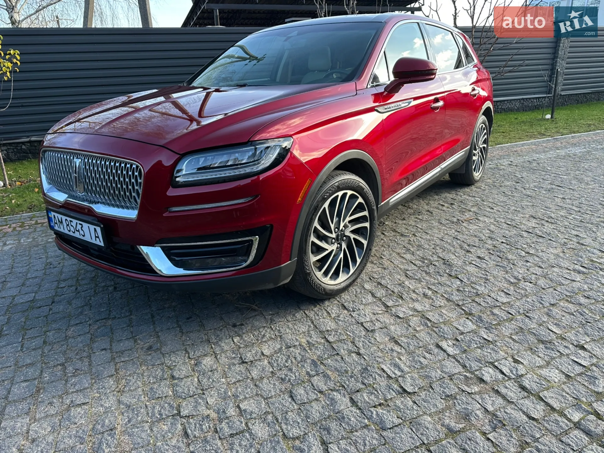 2018 Lincoln Nautilus - мініатюра 2