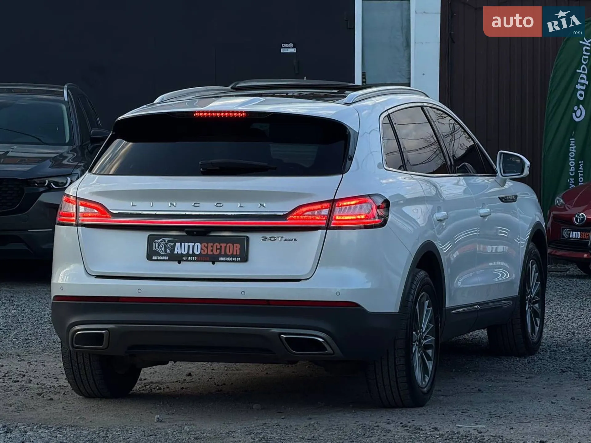 2019 Lincoln Nautilus - мініатюра 9