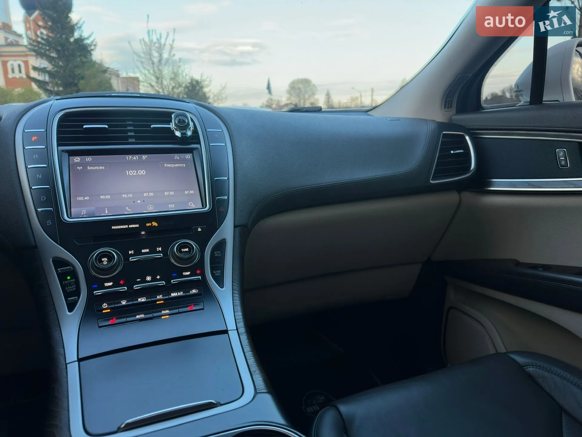 2019 Lincoln Nautilus - мініатюра 33