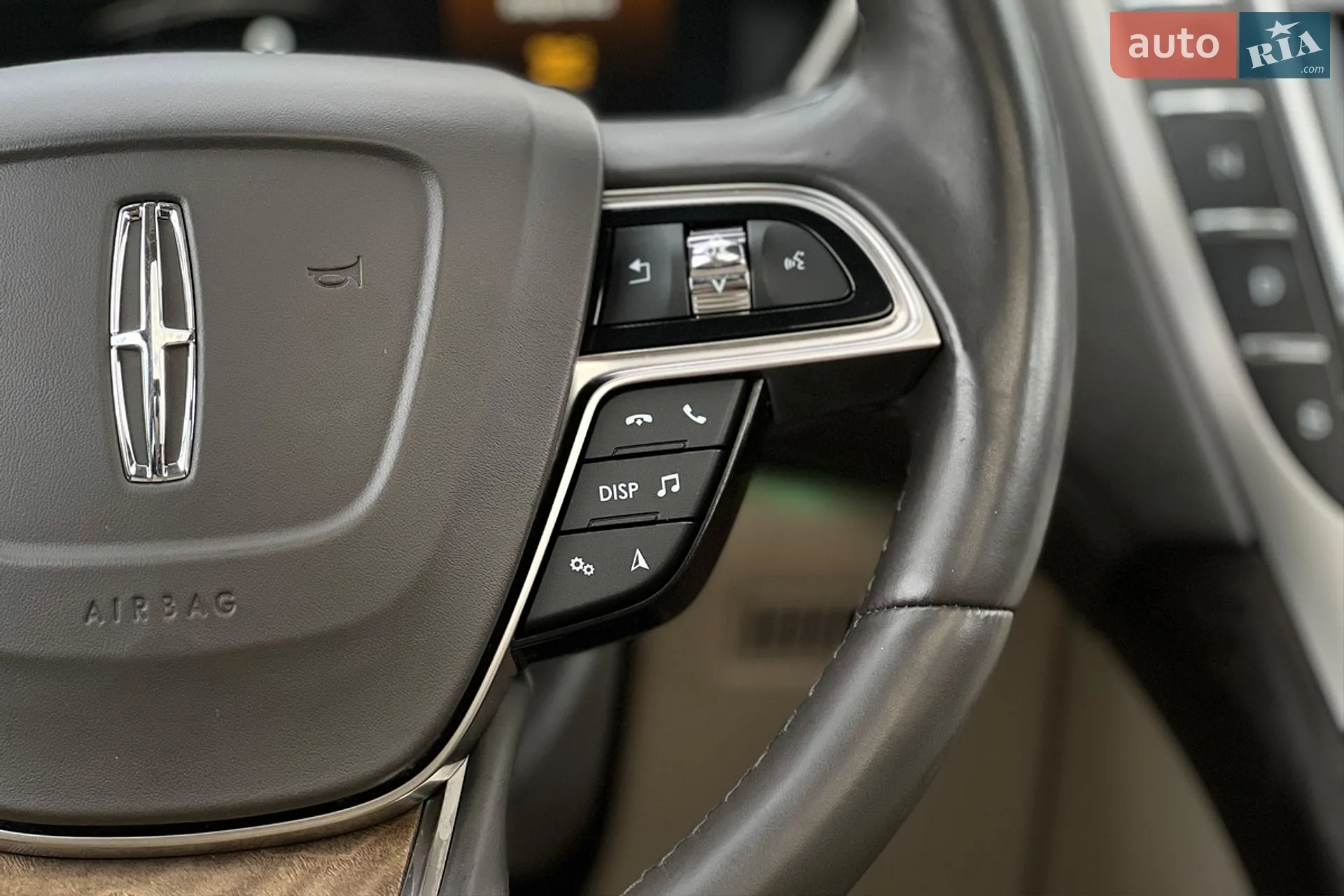 2020 Lincoln Nautilus - мініатюра 12