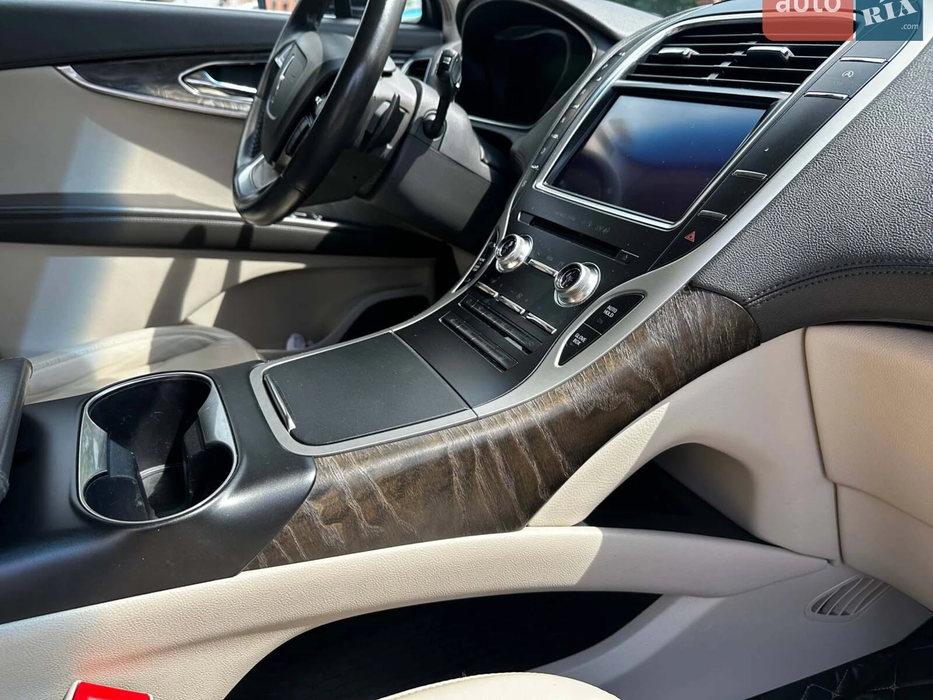 2018 Lincoln Nautilus - мініатюра 38