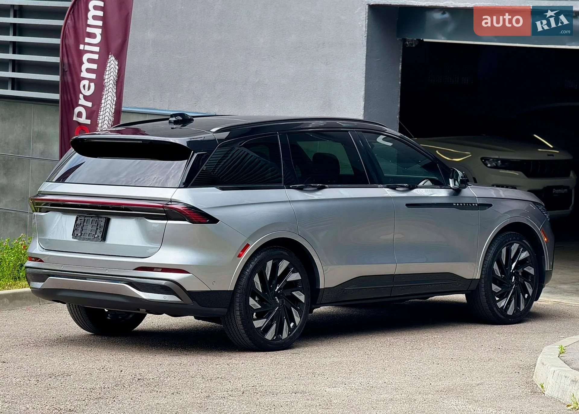 2024 Lincoln Nautilus - мініатюра 11