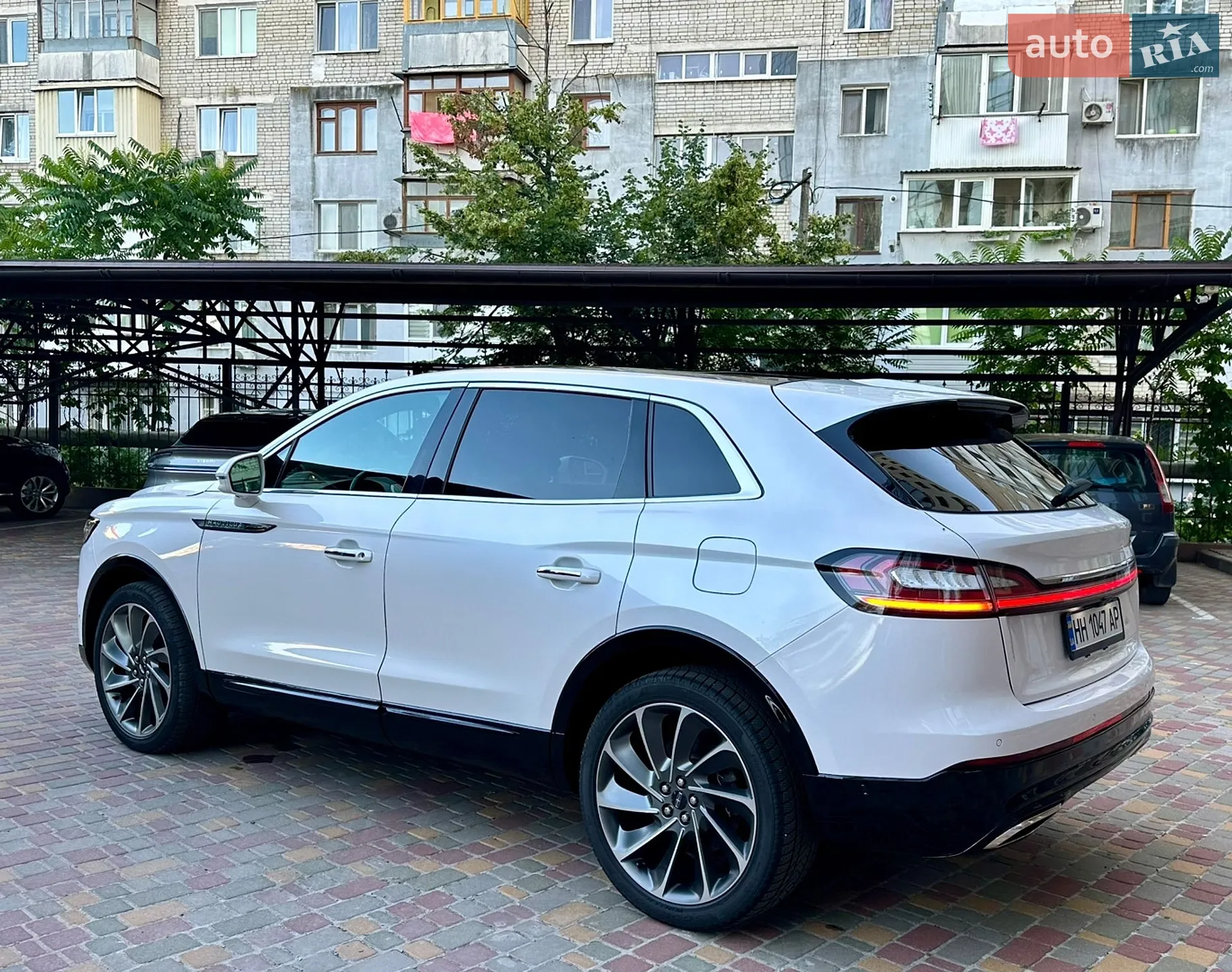 2019 Lincoln Nautilus - мініатюра 7